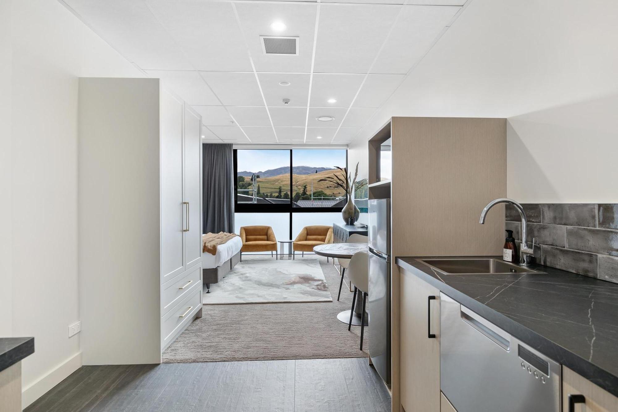 12Th Avenue Suites Queenstown Exterior photo